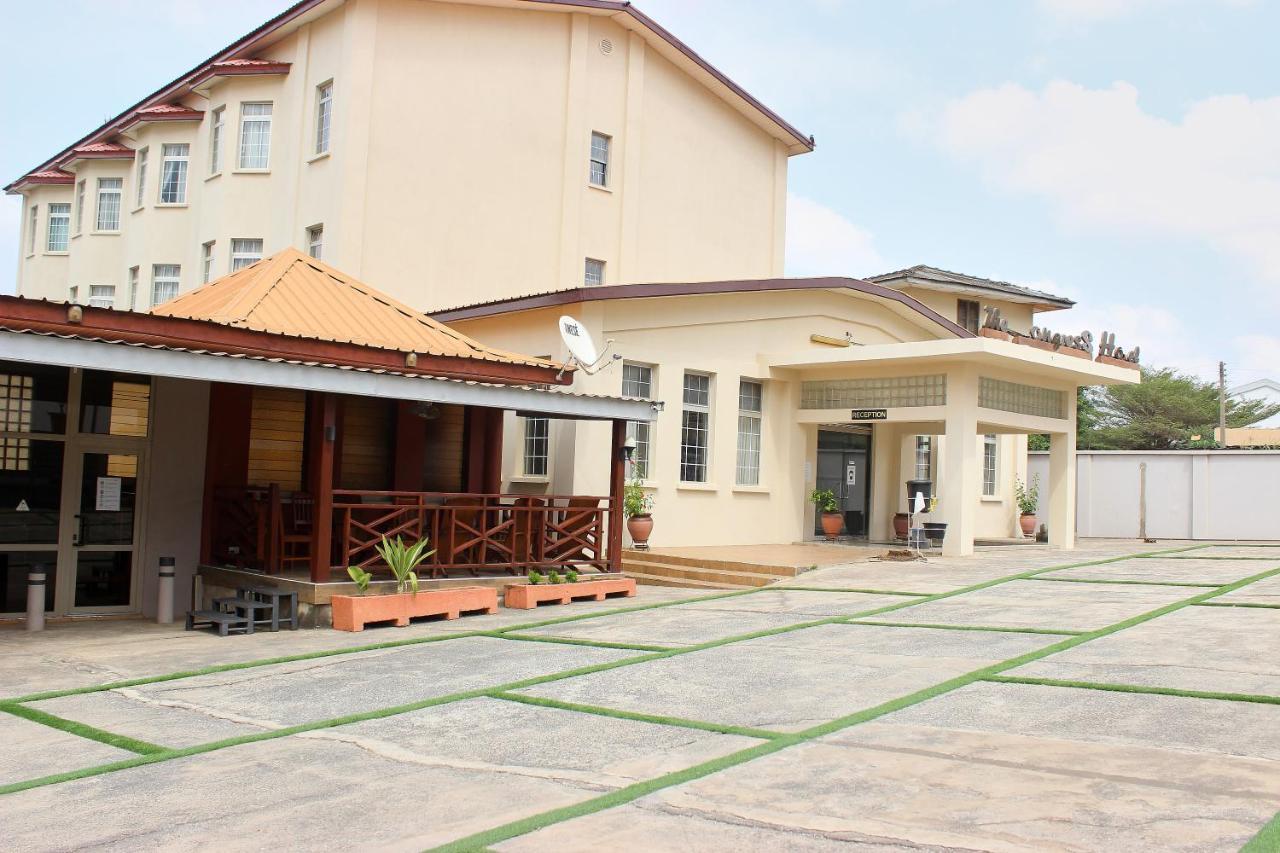 The Congress Hotel Accra Exterior photo