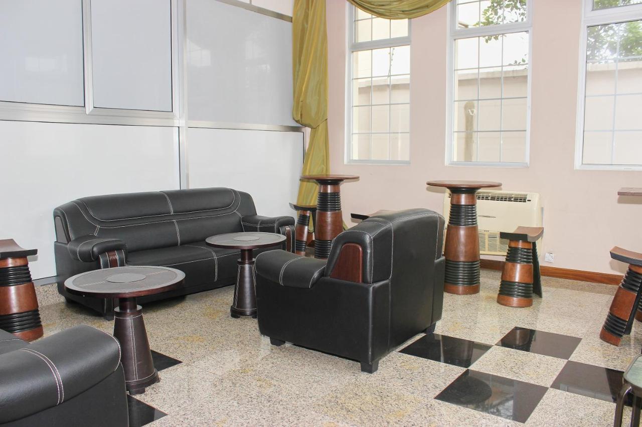 The Congress Hotel Accra Exterior photo