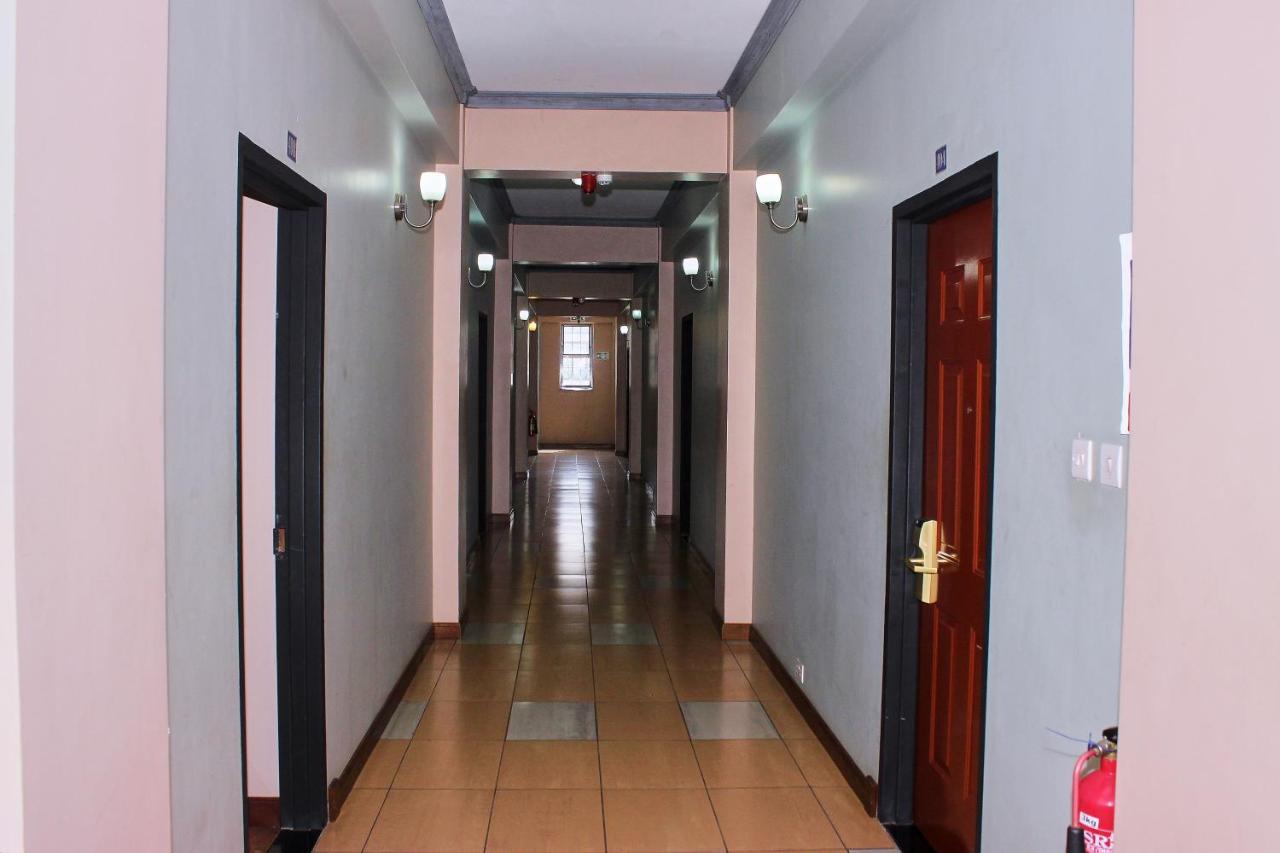 The Congress Hotel Accra Exterior photo