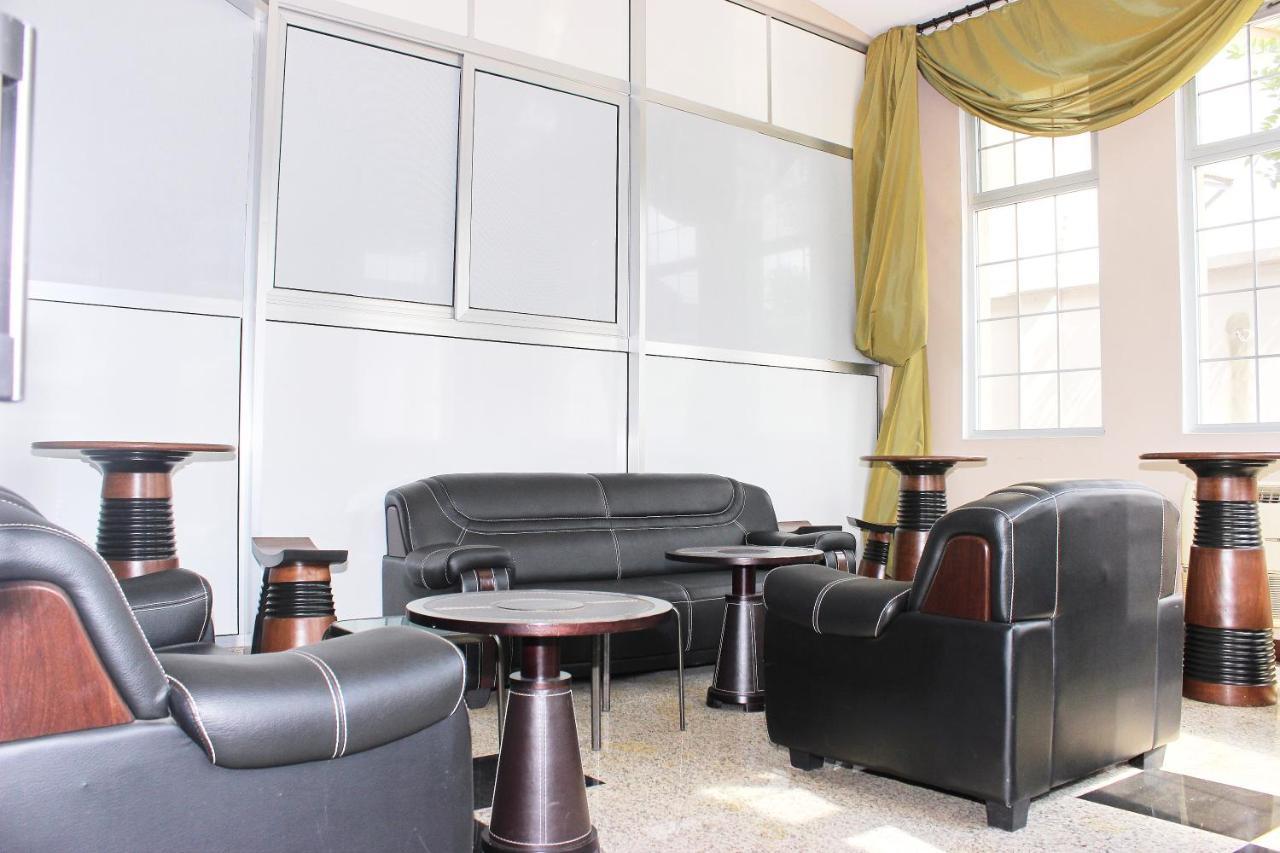The Congress Hotel Accra Exterior photo