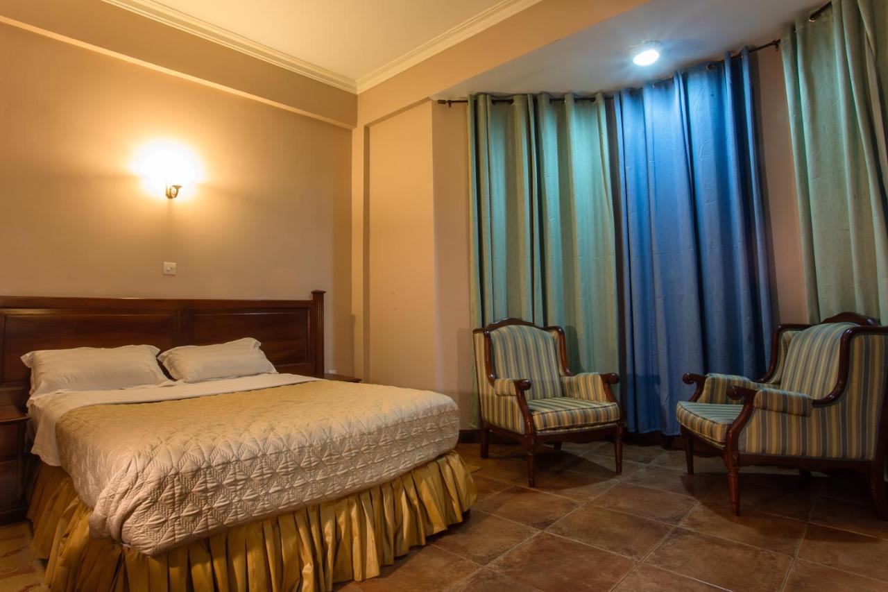 The Congress Hotel Accra Exterior photo